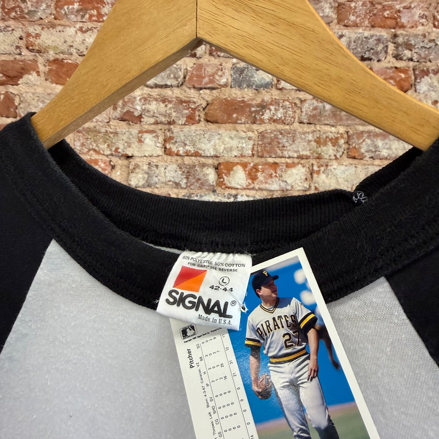 1985 George Thorogood and The Delaware Destroyers “Maverick” Tour Raglan Size L