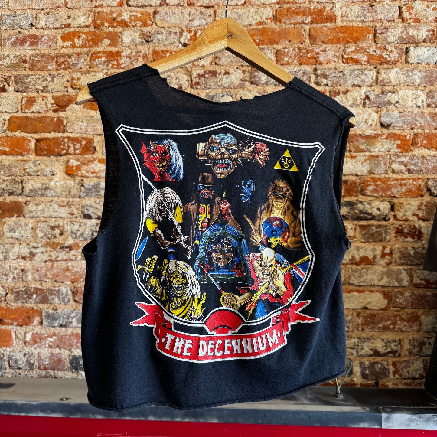 Vintage 1990 Iron Maiden “Up The Irons” Cutoff t shirt