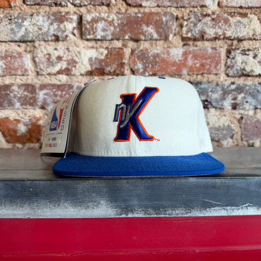 90’s New York Knicks New Era Fitted Hat 7 3/8