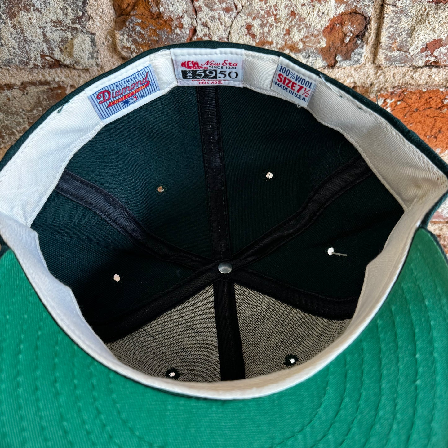 90’s Oakland A’s New Era Fitted Hat 7 1/2