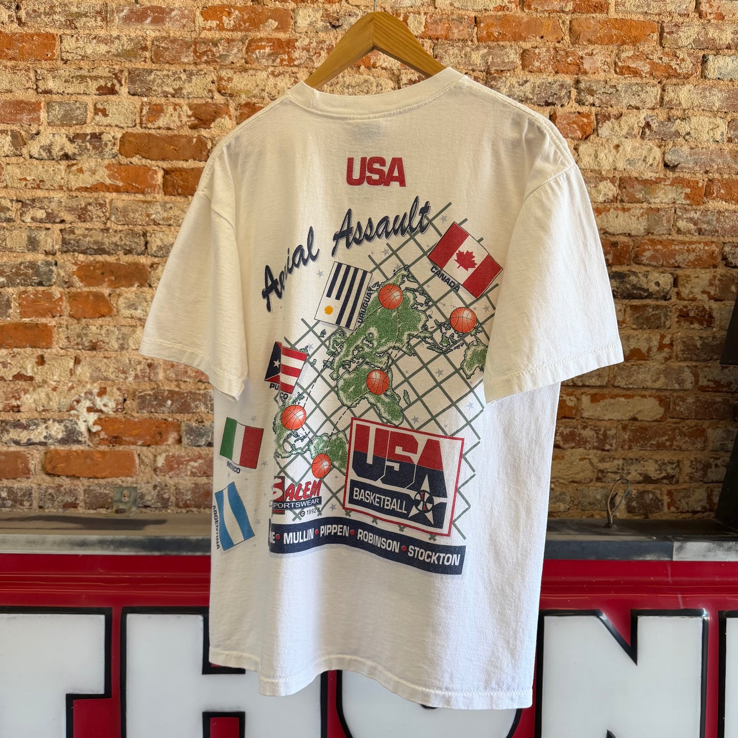 1992 USA Basketball Aerial Assault Large