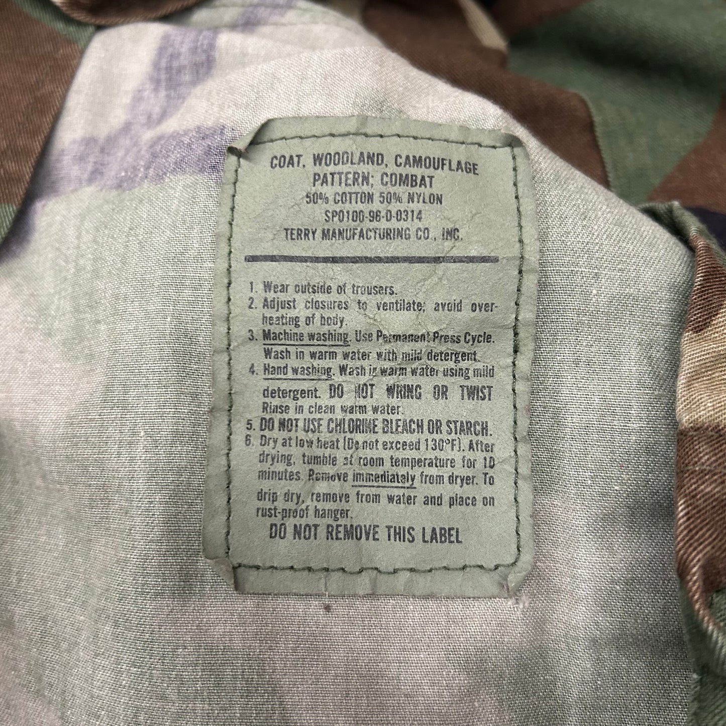 1990s US Military Woodland Camo BDU Size Large Regular