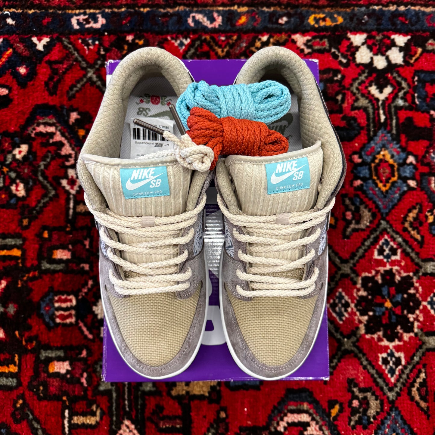 Nike SB Low “Big Money Savings” Size 11M Brand New