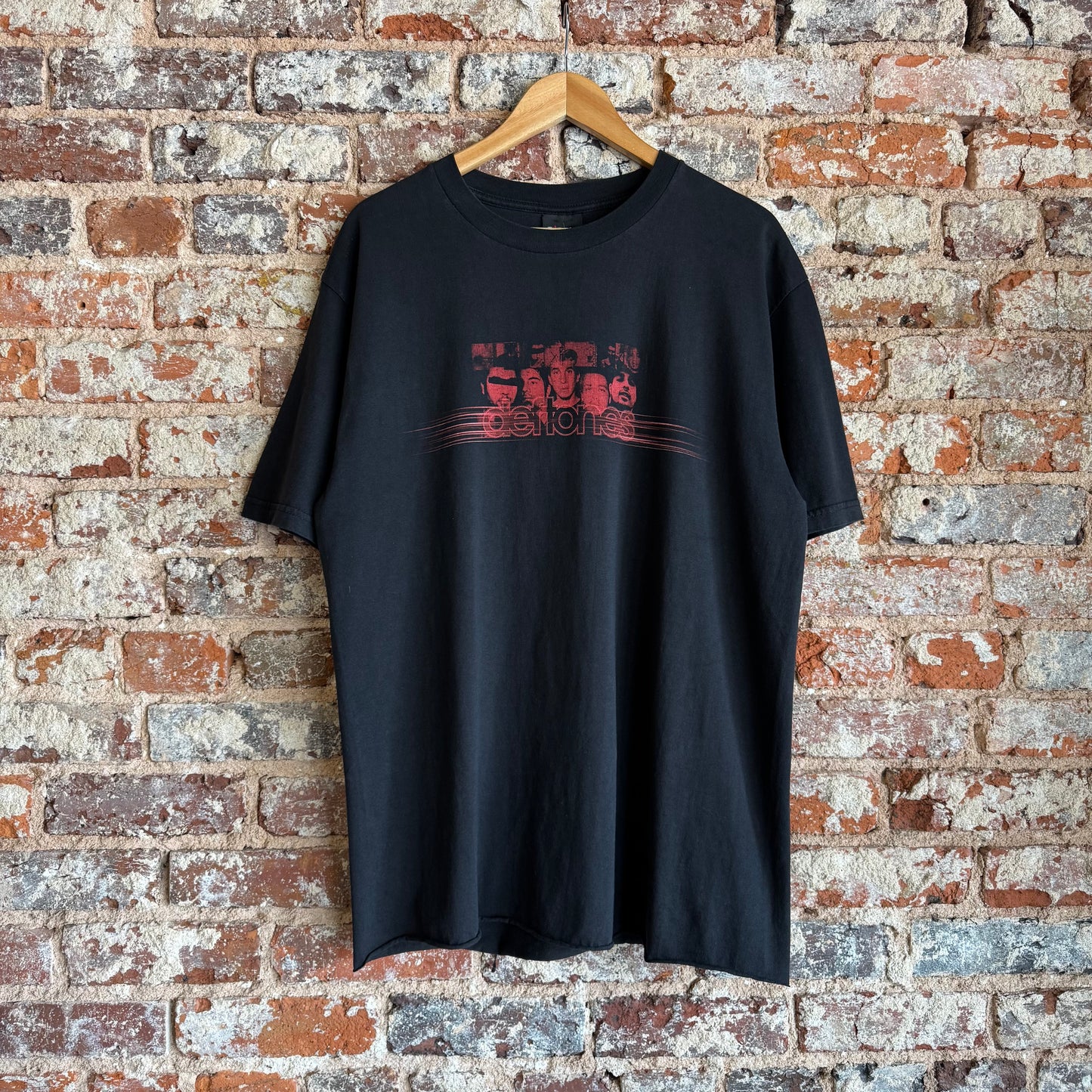 Early 2000’s Deftones T-Shirt L