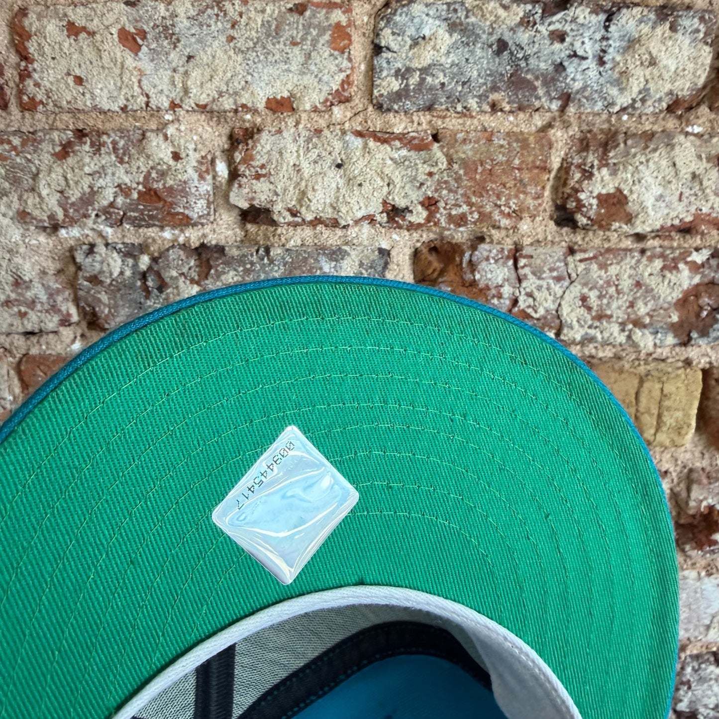 90’s Charlotte Hornets New Era Fitted Hat 7 1/4