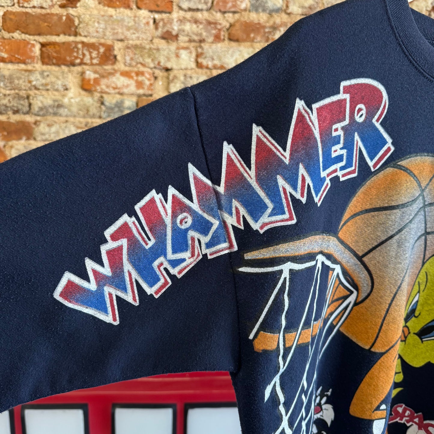 1996 Looney Tunes “Whammer Jammer” Crewneck L