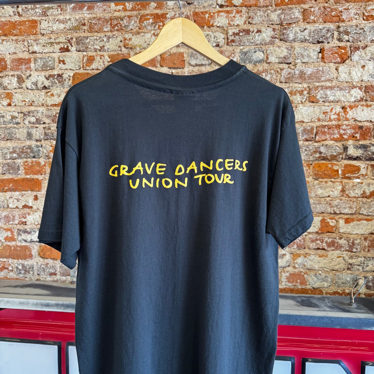 1992 Soul Asylum "Grave Dancers Union" Tour T-Shirt
