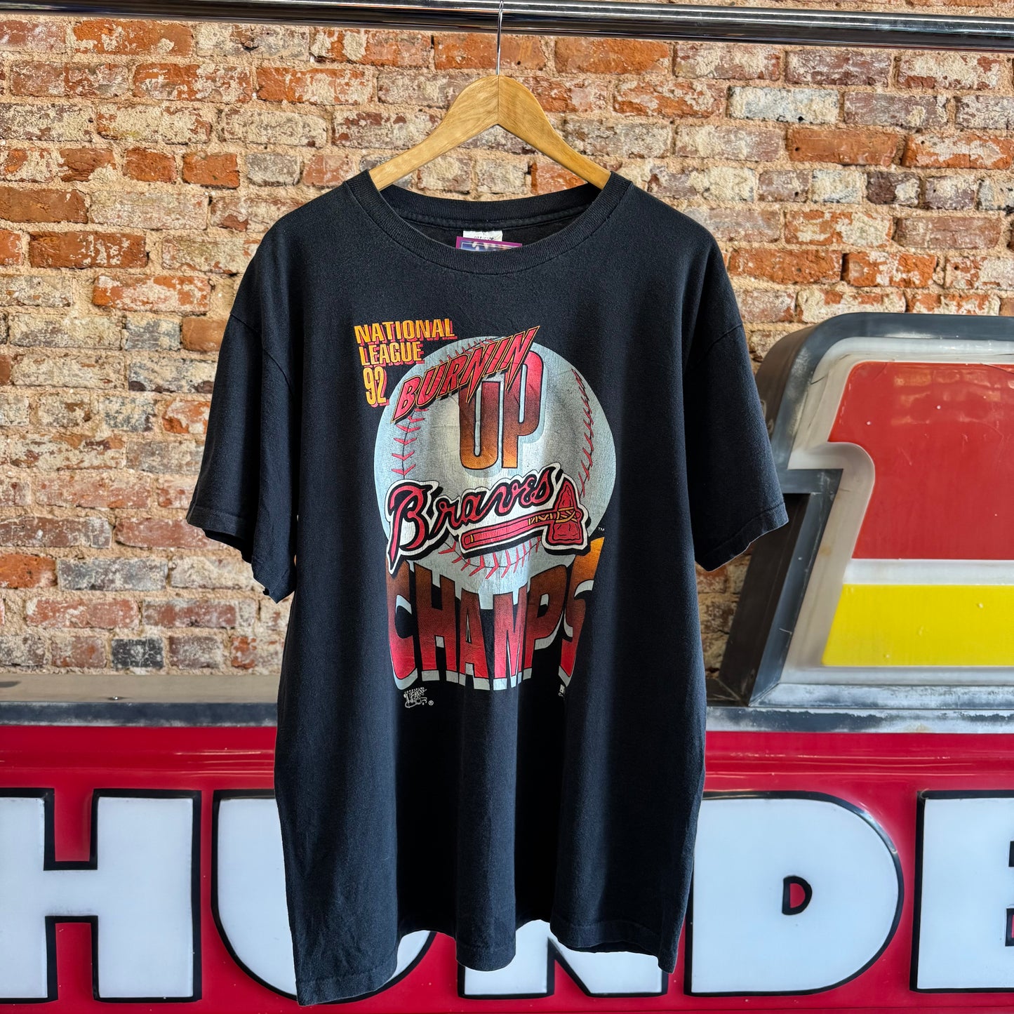 1992 Atlanta Braves “Burnin Up” Champs T-Shirt XL