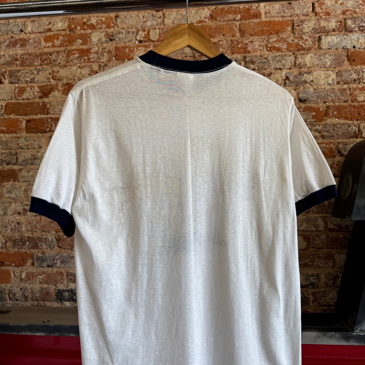 1970’s Robert Crumb Parody “Keep On Chuggin’…” Ringer T-Shirt L