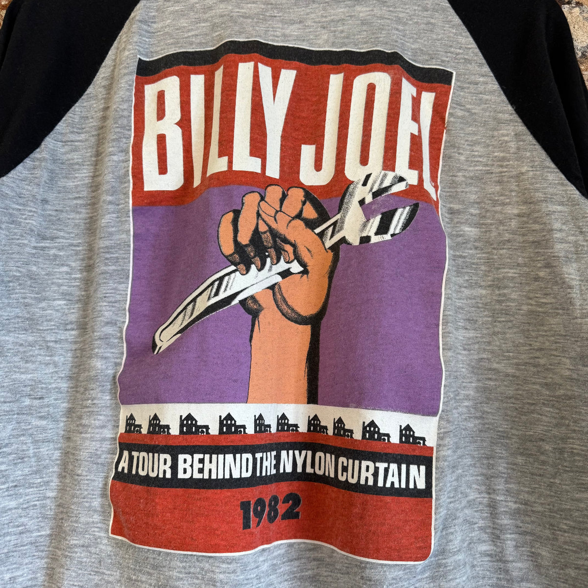 1982 Billy Joel  "A Tour Behind the Nylon Curtain" Raglan Shirt L