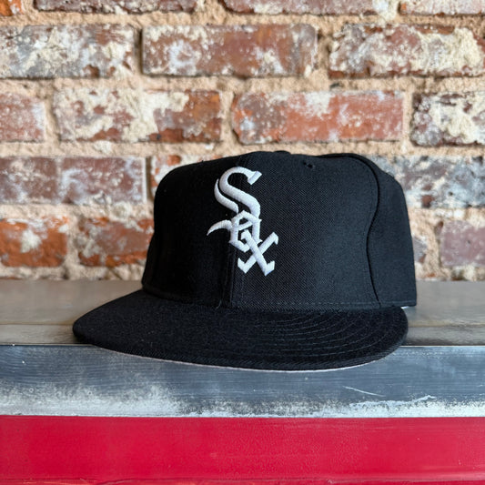 90’s Chicago White Sox New Era Fitted Hat 7 3/8