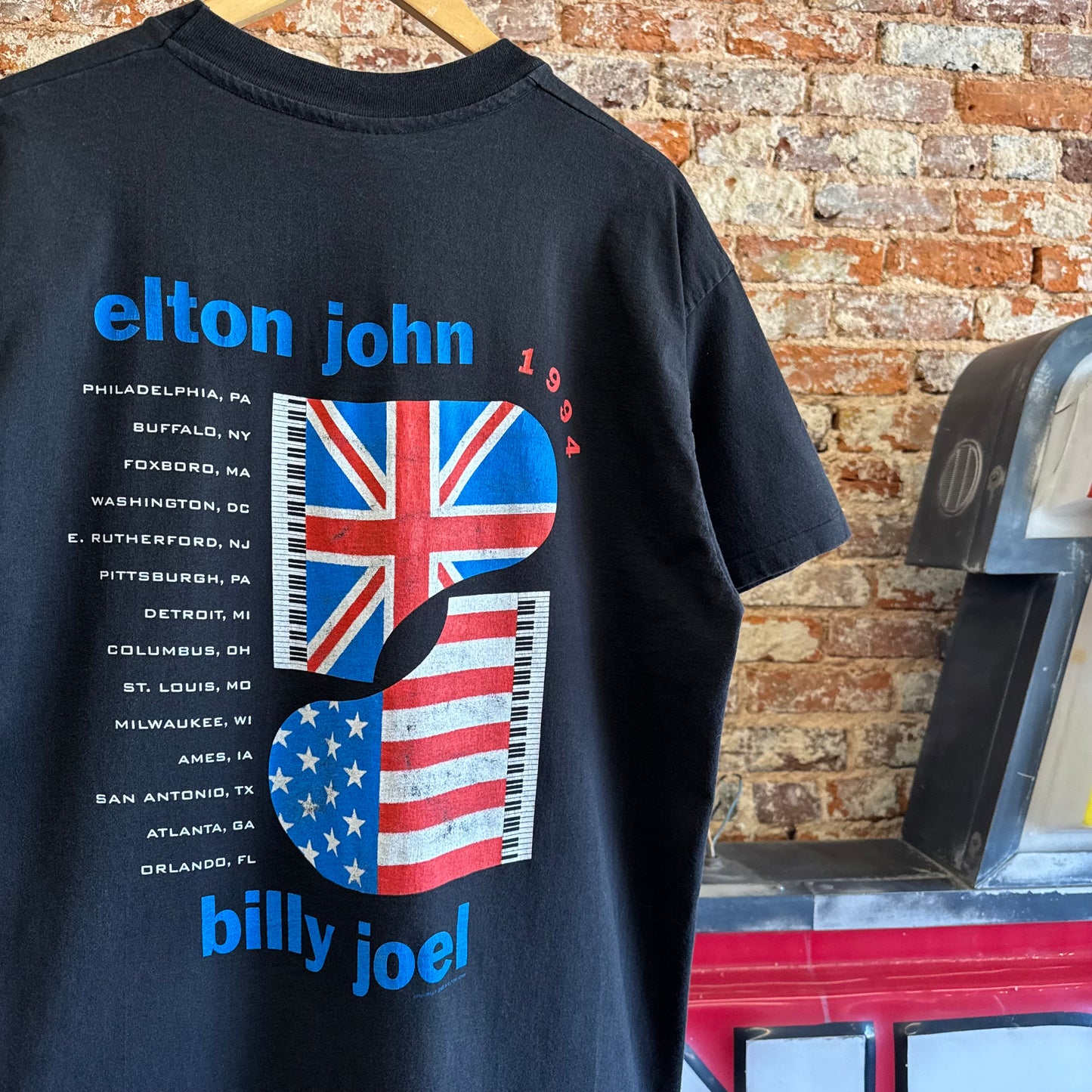 1994 Elton John & Billy Joel Tour T-Shirt Size XL