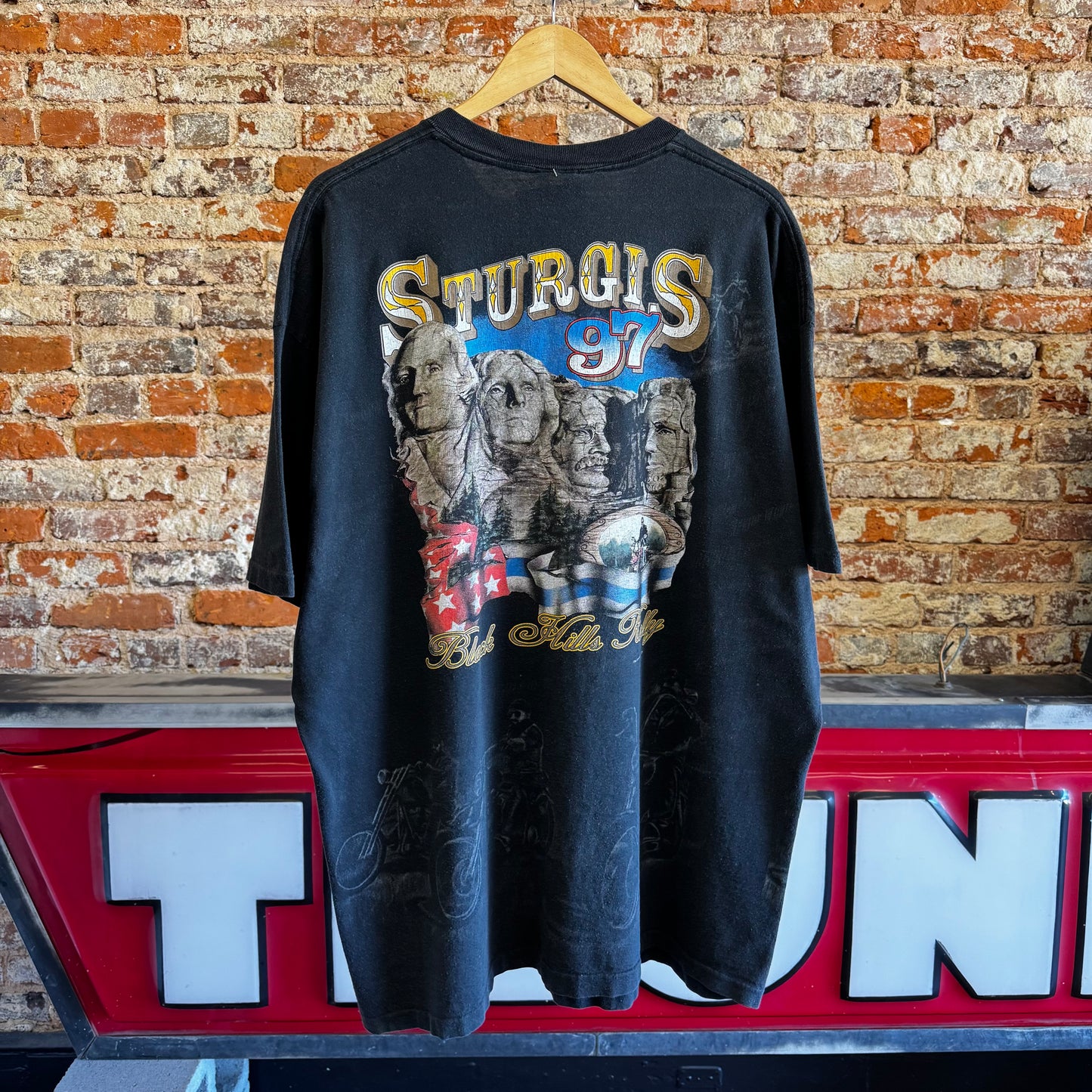 1997 Wolf “Leader Of The Pack” T-Shirt XXL