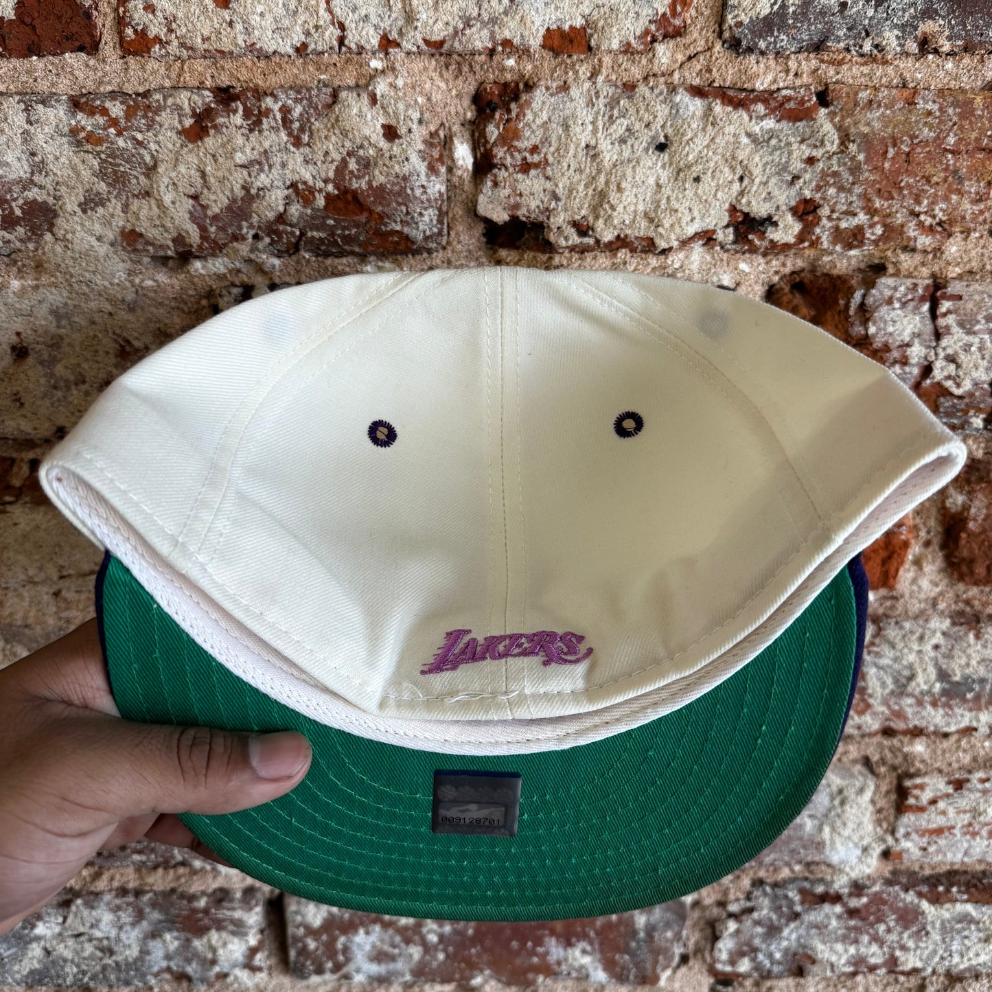 90’s Los Angeles Lakers New Era Fitted Hat 7 1/4