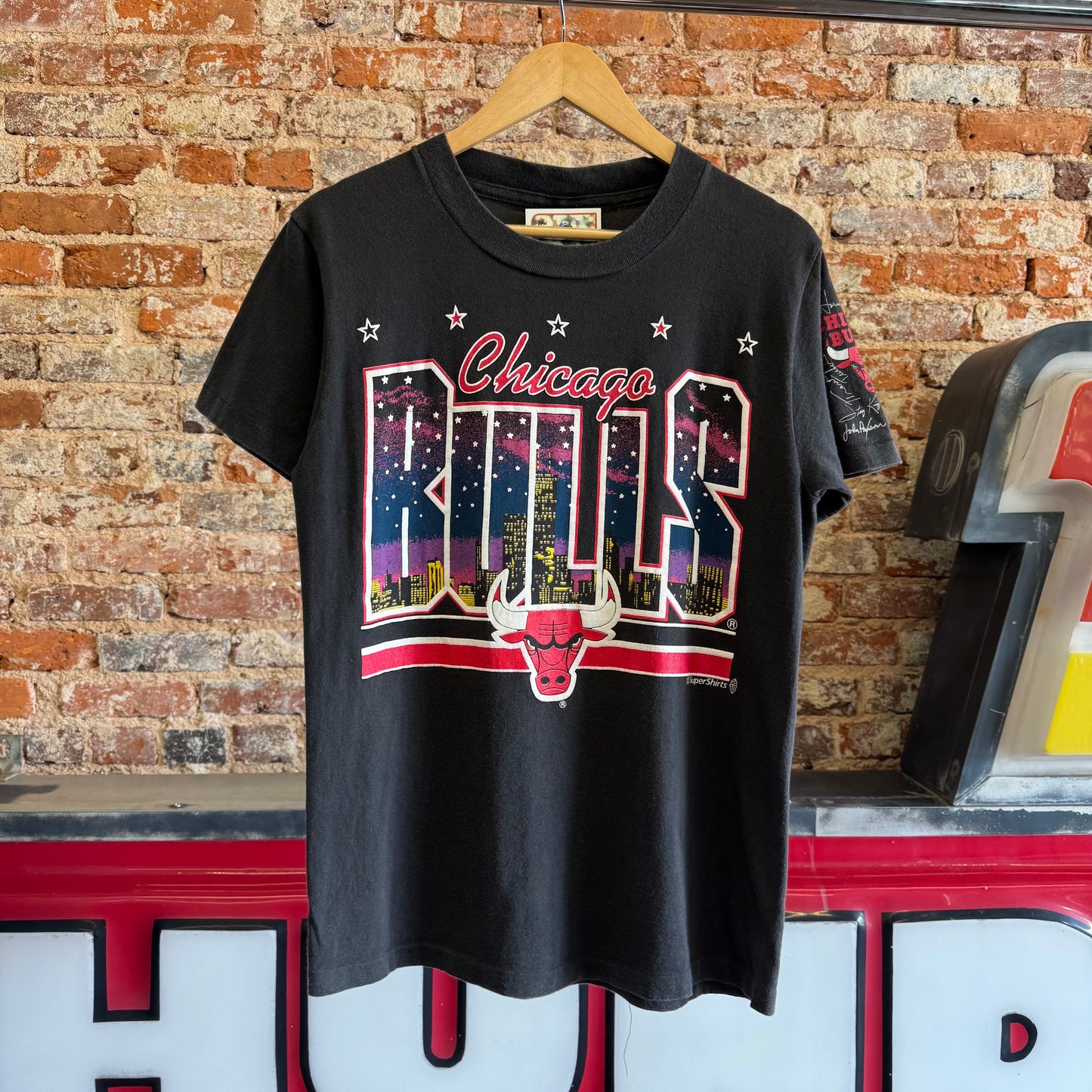 1990s Chicago Bulls Signature T-Shirt M