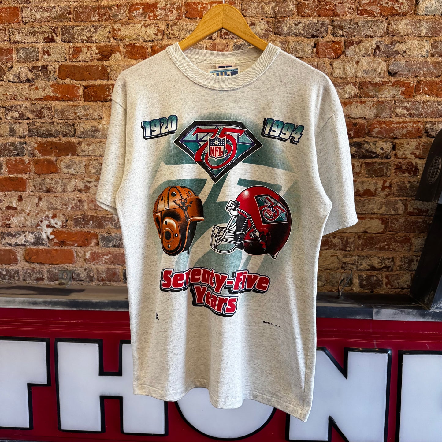 1994 NFL “75th Anniversary” T-Shirt Medium