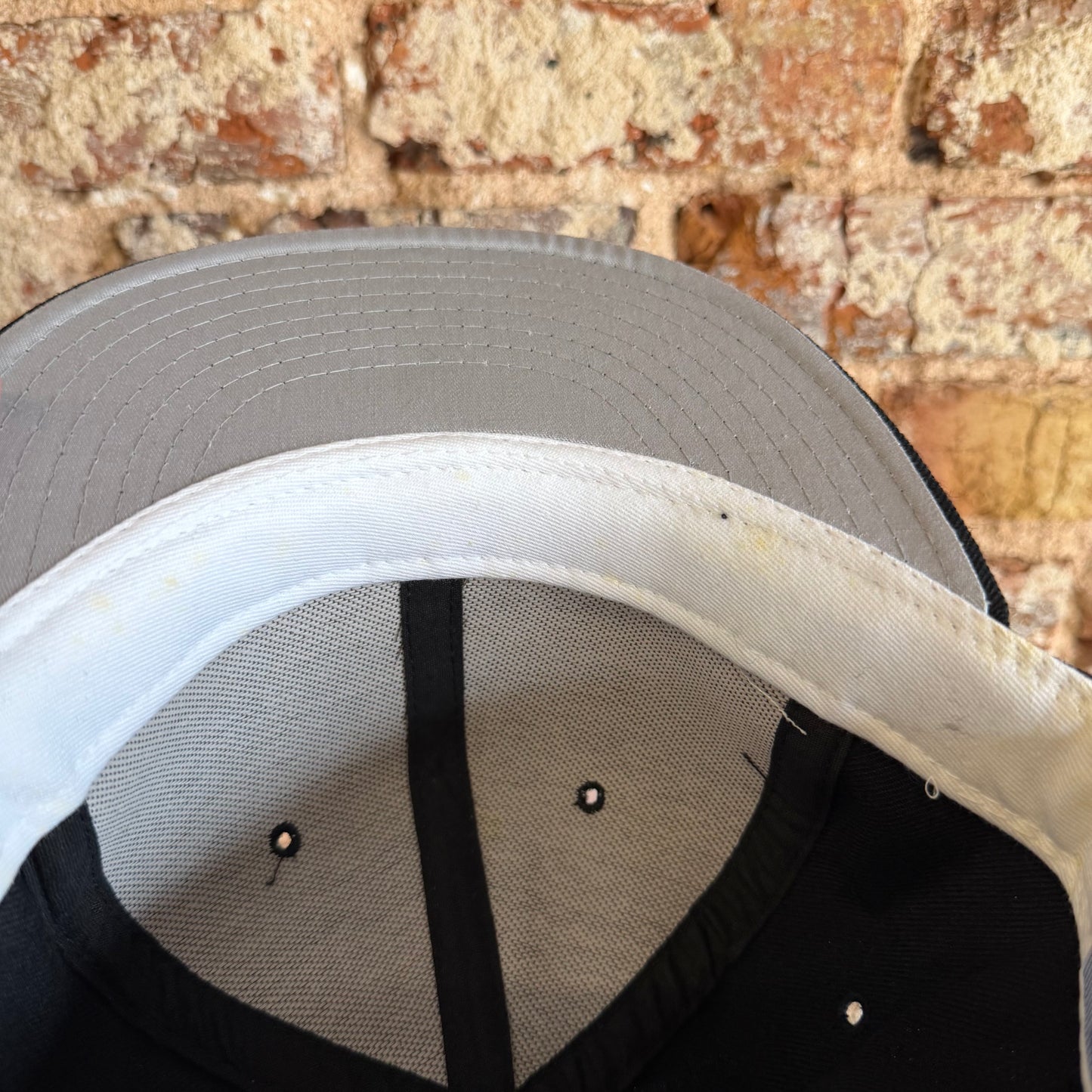 90’s Chicago White Sox New Era Fitted Hat 7 3/8