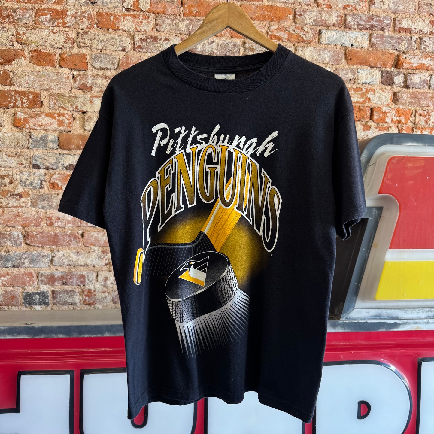 90s Pittsburgh Penguins Hockey T-Shirt M