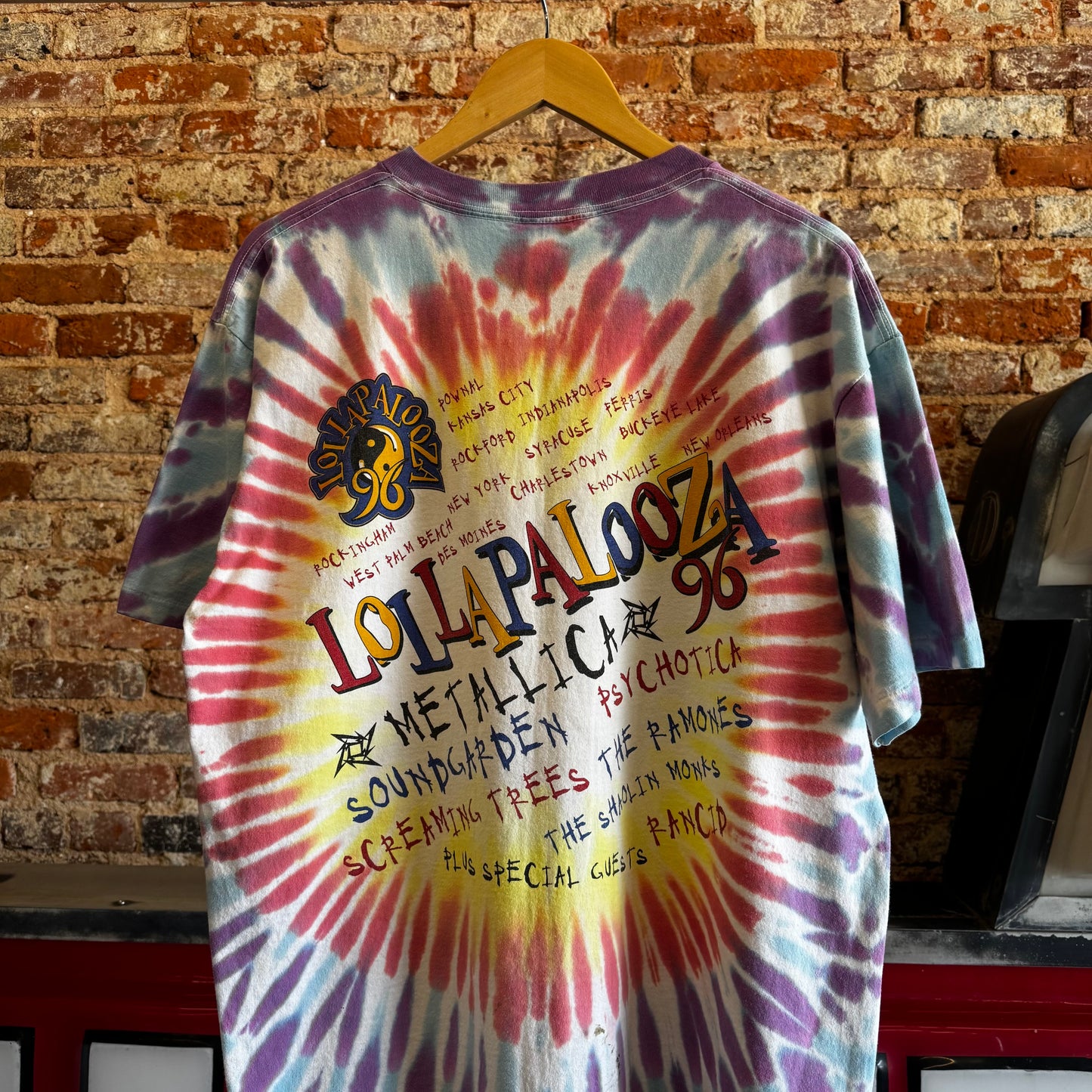 Vintage 1996 Lollapalooza Tie Dye T shirt Sz XL