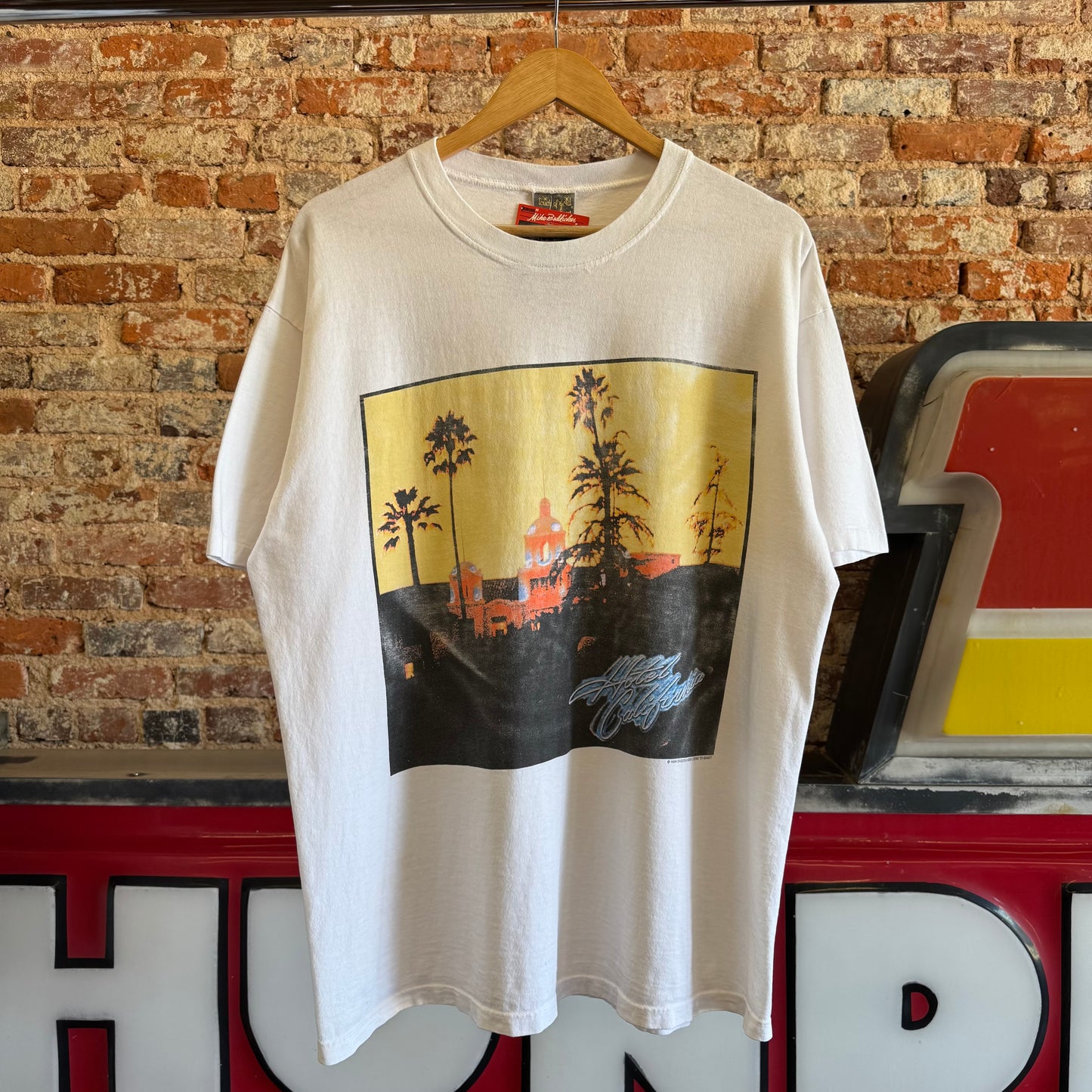 1995 Eagles “Hotel California” T-Shirt XL