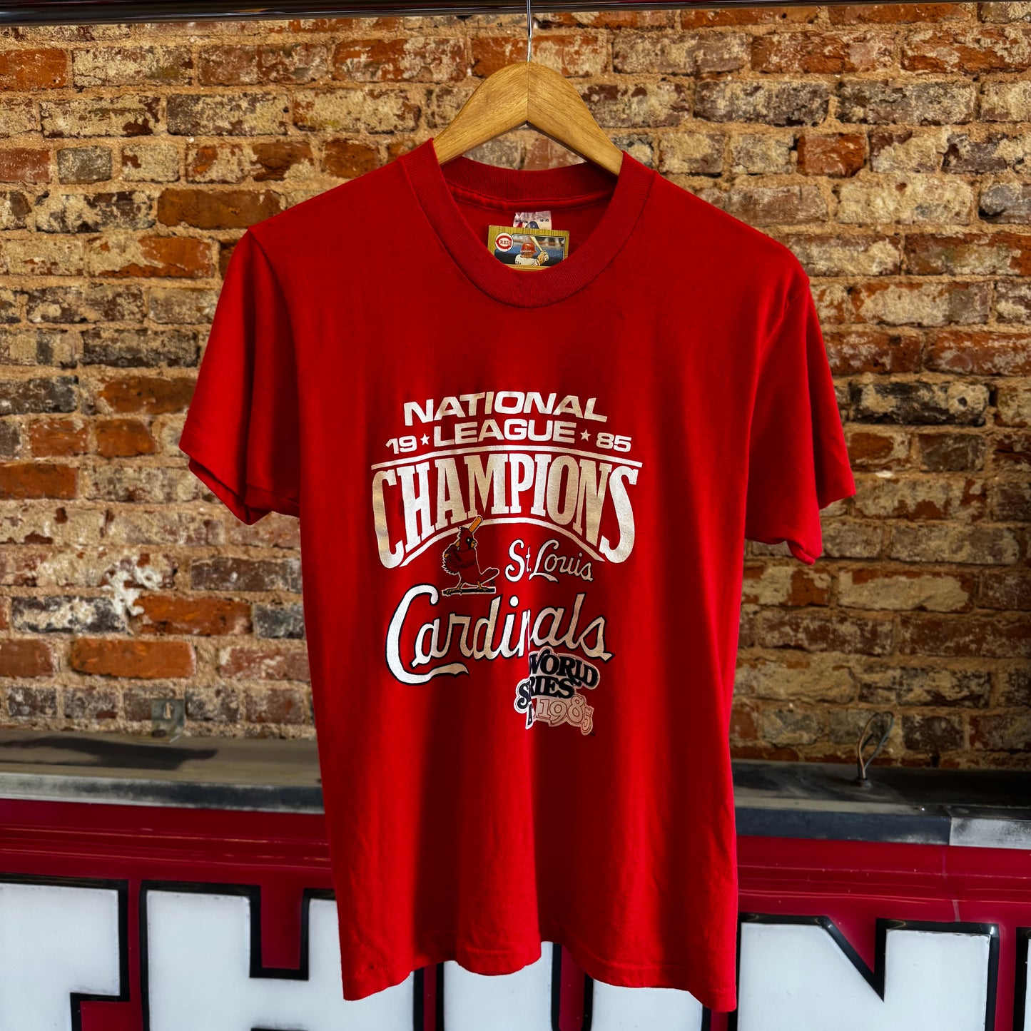 1985 St. Louis Cardinals “World Series Champions” T-Shirt Medium