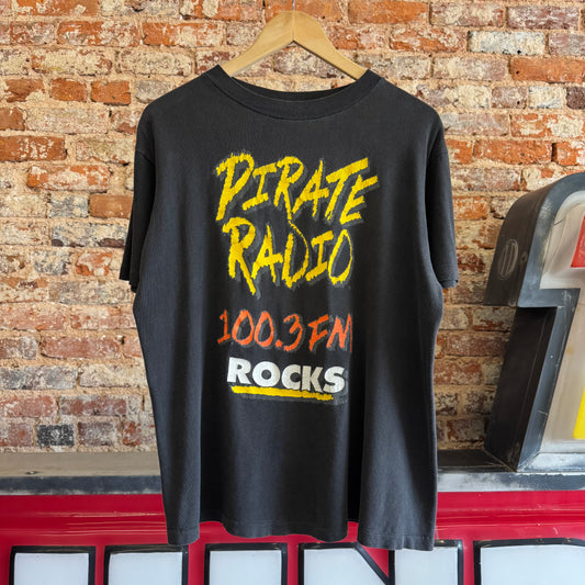 90s Pirate Radio “100.3 FM Rocks” T-Shirt L