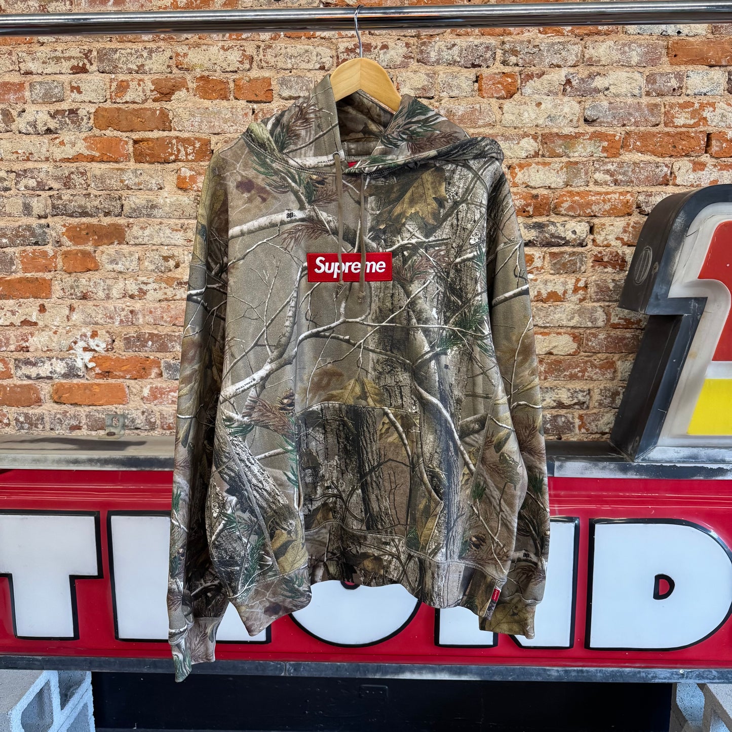 Supreme Box Logo Realtree AP Camo Hoodie FW25 XL
