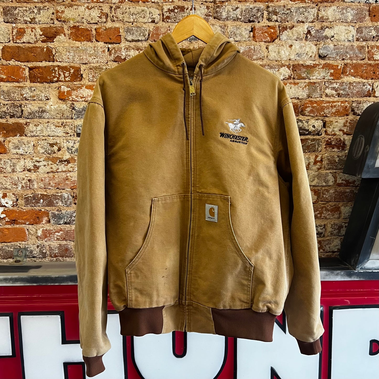 90’s Carhartt Winchester Ammunition Hooded jacket L