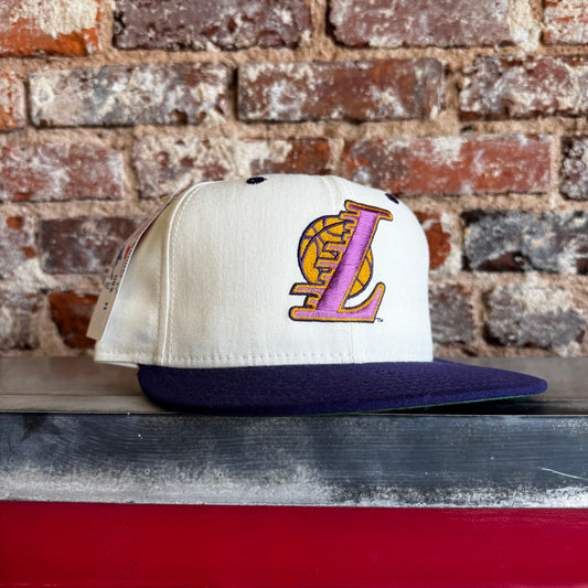 90’s Los Angeles Lakers New Era Fitted Hat 7 1/4