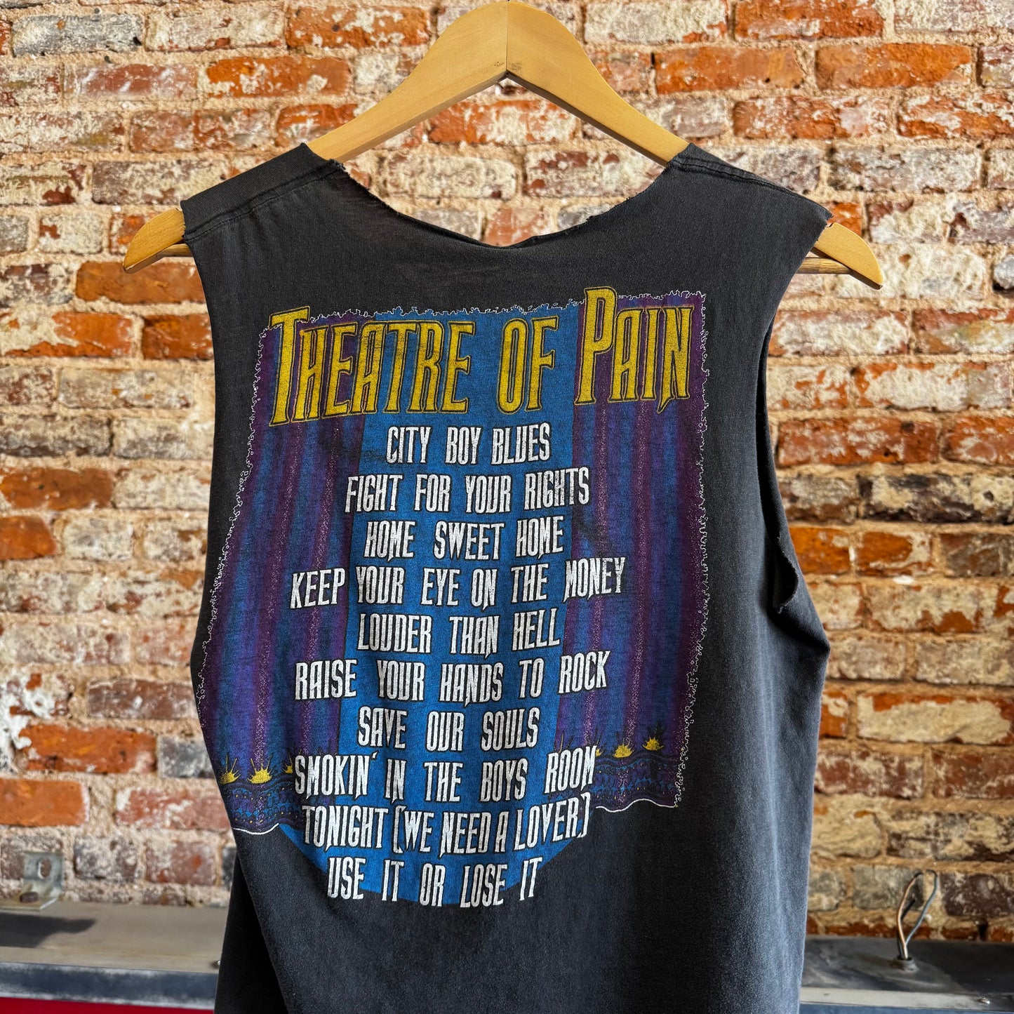 Vintage 1980s Motley Crue Theatre of Pain Cutoff t shirt Sz S