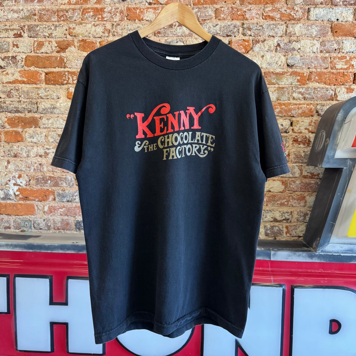 Y2K Chocolate Skateboard “Kenny & The Chocolate Factory” T-Shirt L