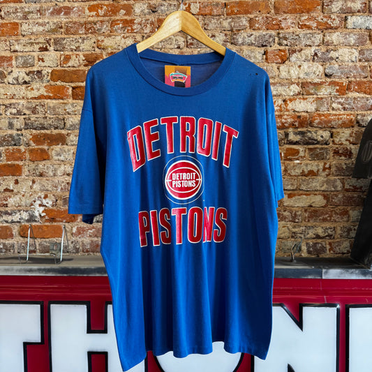 1990s Detroit Pistons T-Shirt XL