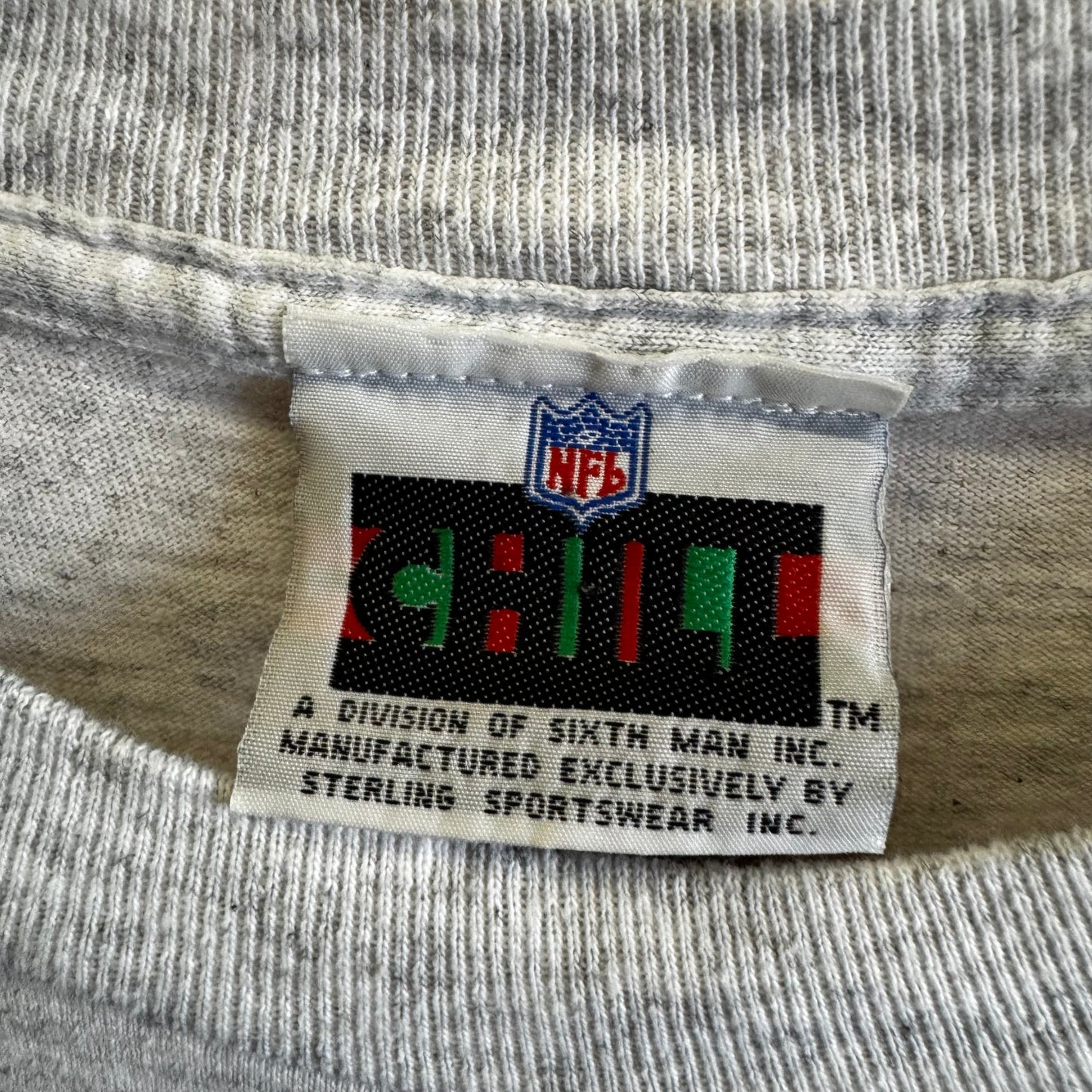 1995 Jacksonville Jaguars “Chill” T-Shirt Size Medium