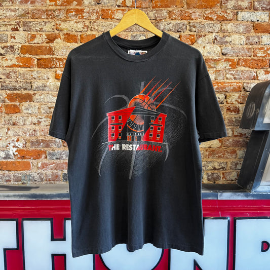 90s Basketball “Chicago The Restaurant” T-Shirt L