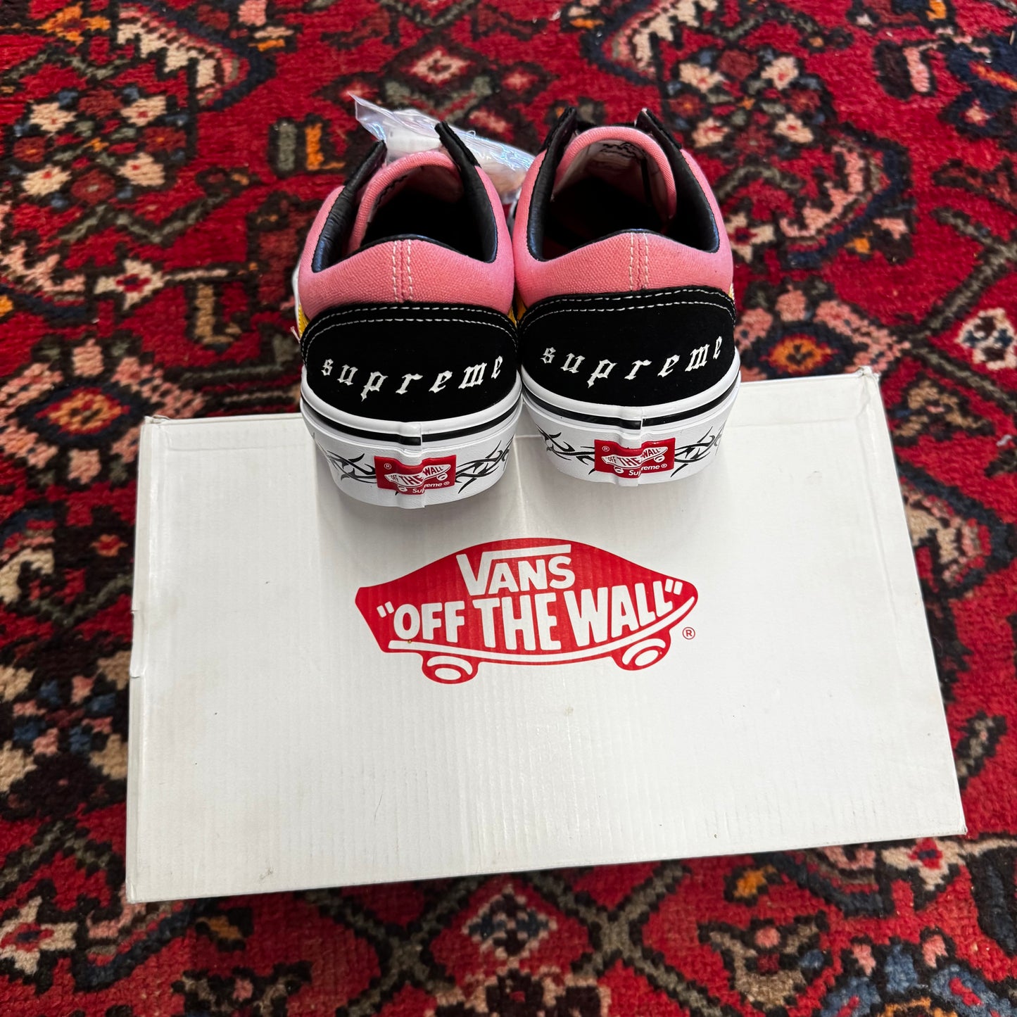 Vans Old Skool x Supreme “Tribal Barbed Wire Pink” Sneakers Sz 8.5