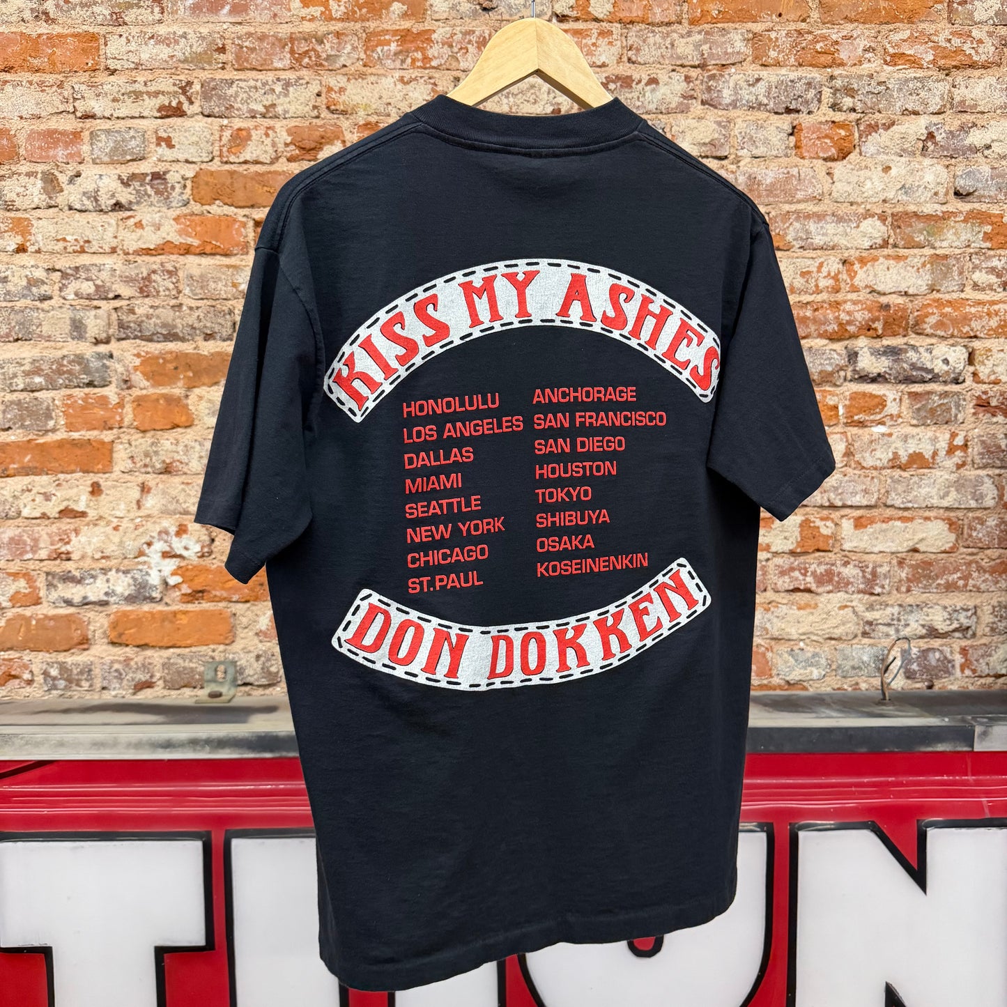 1991 Don Dokken “Kiss My Ashes” Tour T-Shirt Size Large