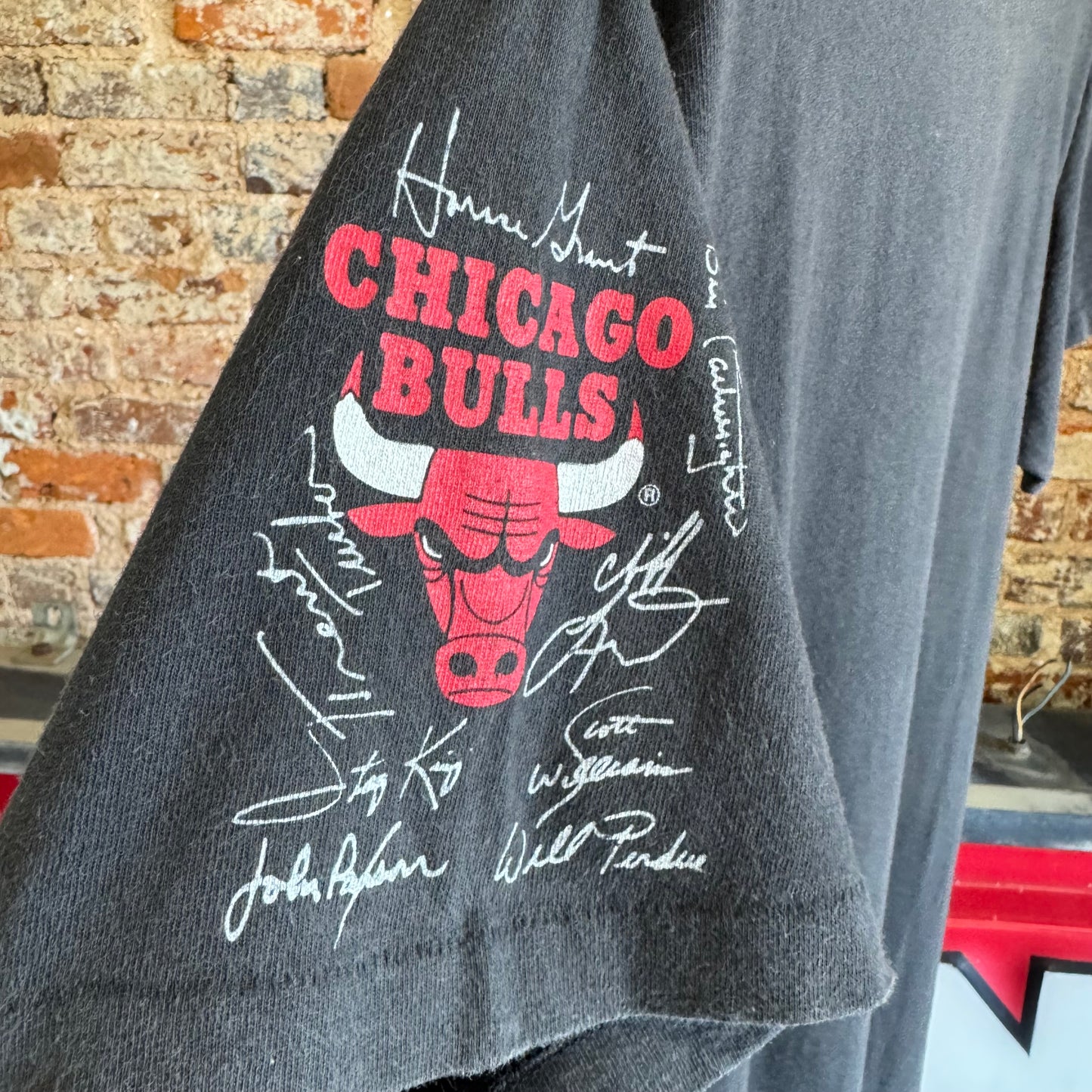 1990s Chicago Bulls Signature T-Shirt M